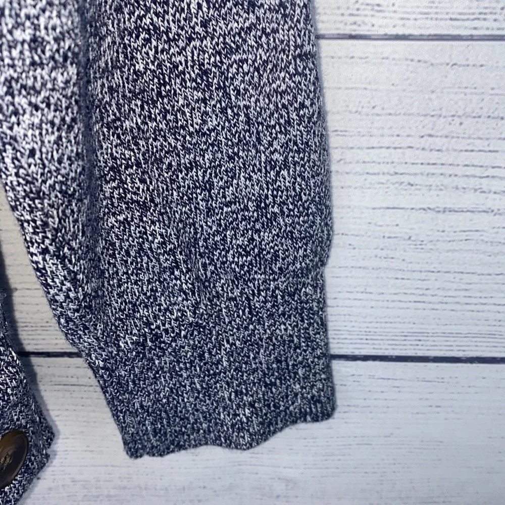The Outfitters by Land’s End heathered grey sweater with button detail on side - Picture 7 of 11